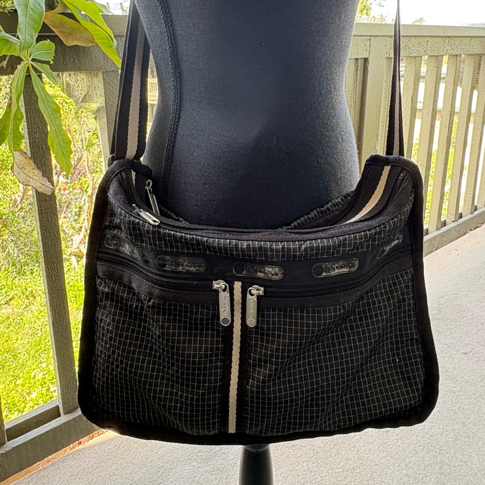 LeSportSac Gingham Everyday Black and Beige Check Crossbody Bag Expandable